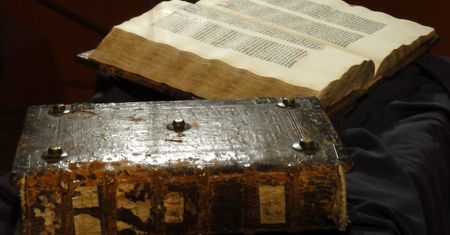 Bezcenna Biblia z Pelplina. Wydrukowano tylko 200 egzemplarzy