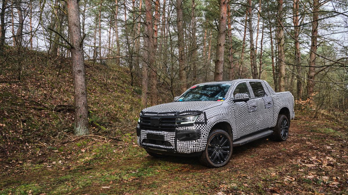 Nowy Amarok, jeśli faktycznie potwierdzi się benzynowa opcja, może być mocniejszy od Rangera Raptora