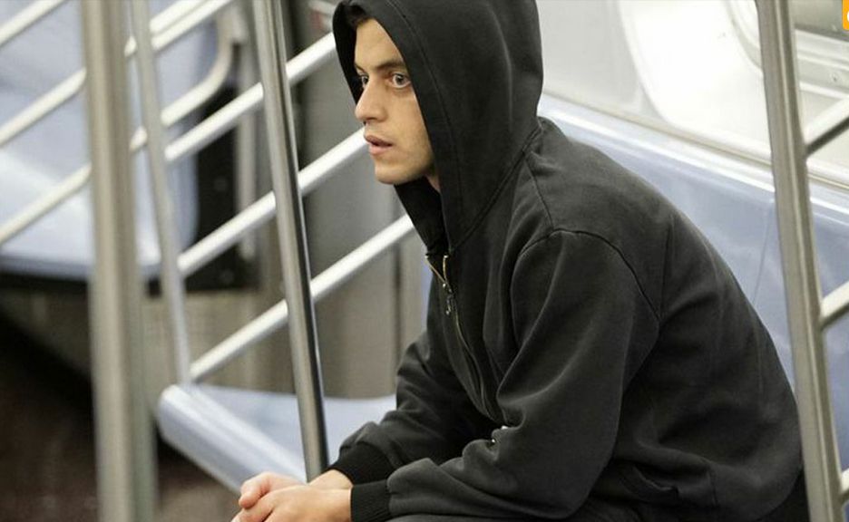 Linux, DDoS i serwerownia. Mr. Robot popisuje się fachowością, ale to nie jest dobry serial o hakerach 2