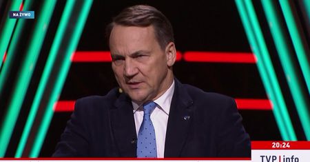 Kłopotliwe pytanie w TVP Info. Tak zareagował Sikorski