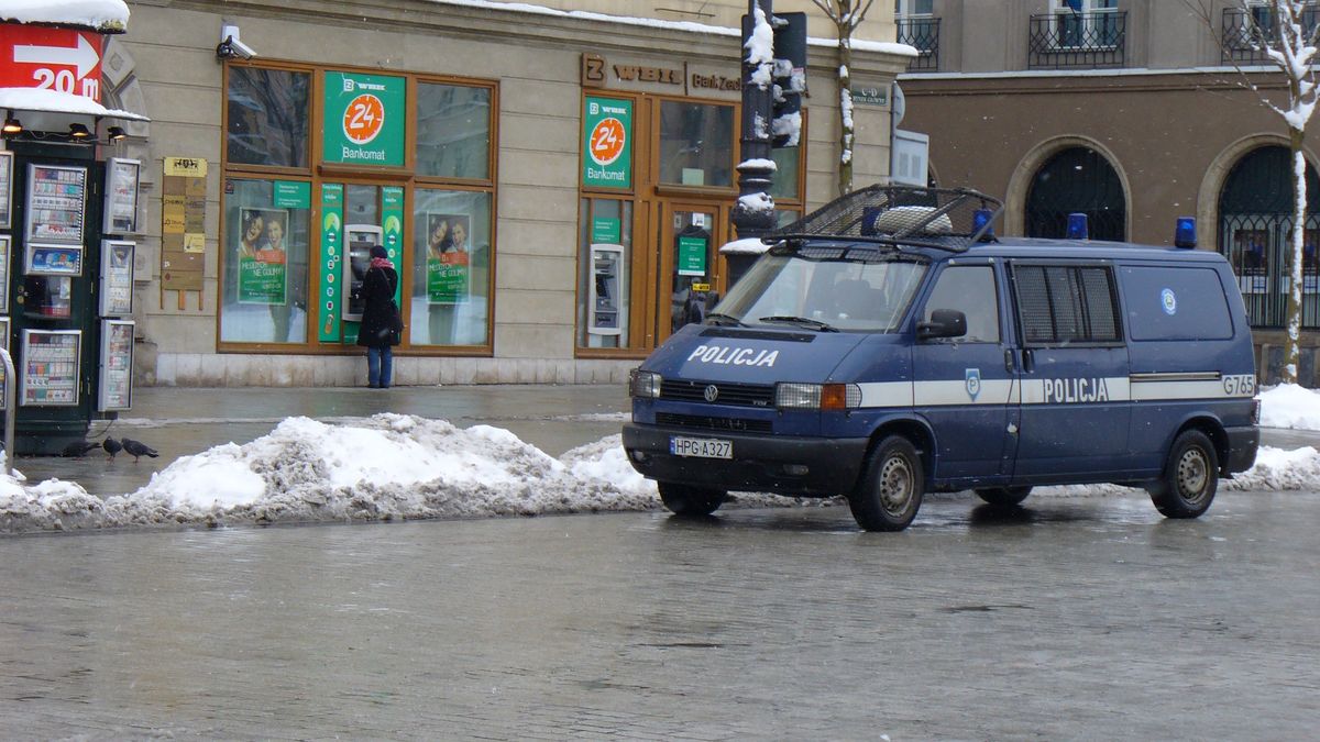 Czy policja będzie 31 grudnia legitymowała przechodniów