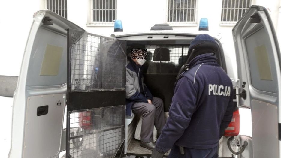 Śląskie. 78-letni mężczyzna w Siemianowicach Śląskich złamał zakaz zbliżania się do żony i trafił do aresztu.