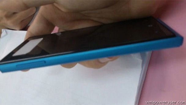 Huawei Ascend W1 - wyciekły pierwsze zdjęcia i specyfikacja 1