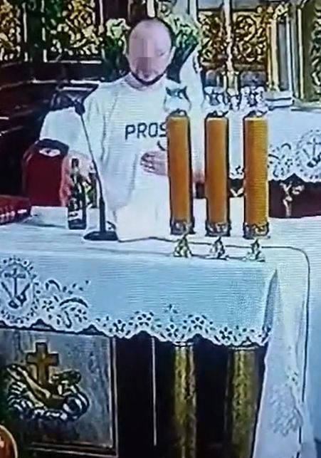 Przyszedł z piwem do kościoła
