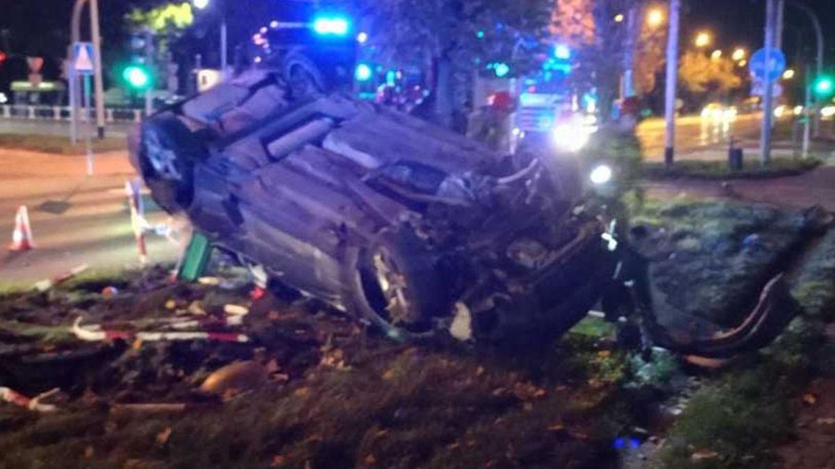 Nastolatek prowadził pojazd i doprowadził do dachowania