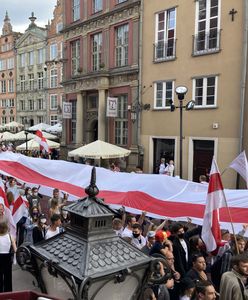"Żywie Biełaruś!" Marsz solidarności z Białorusinami w centrum Gdańska