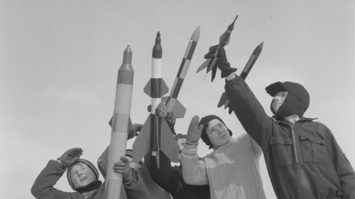 Warszawa zaprasza na "Czas wolny. Fotografie" w stylu PRL 1