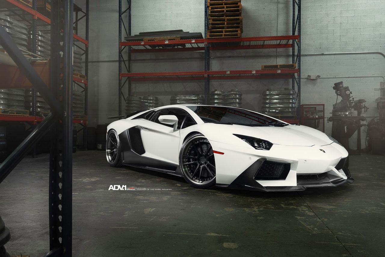 Vorsteiner Lamborghini Aventador-V na obręczach ADV.1