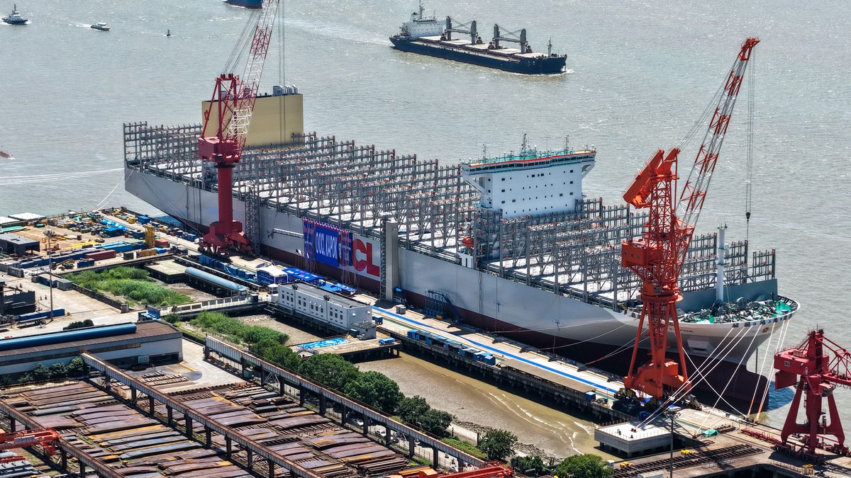 Workers work at COSCO Shipping Kawasaki Ship Engineering Company in Nantong City, Jiangsu Province, China, on August 15, 2025. (Photo by Costfoto/NurPhoto via Getty Images)