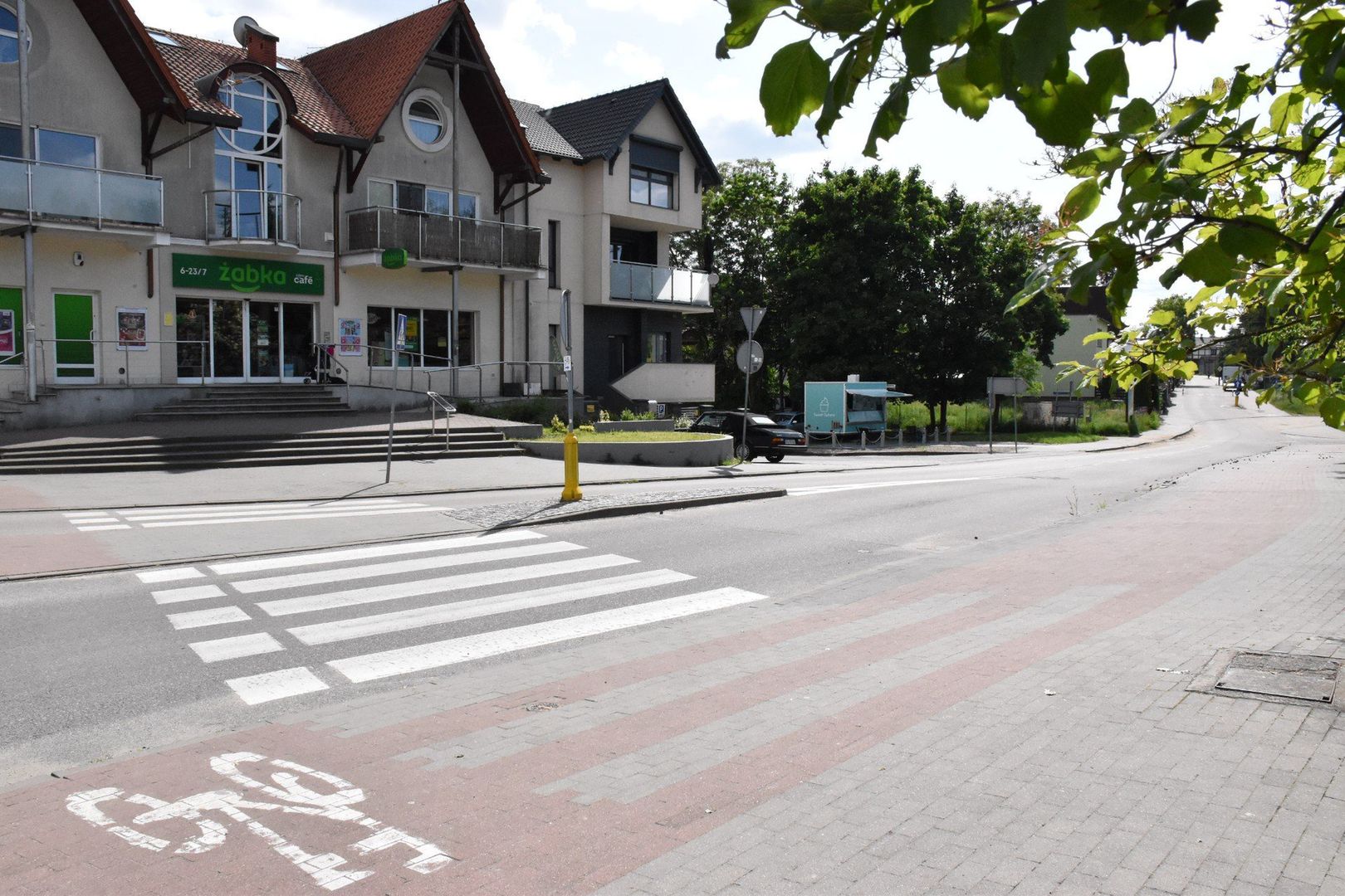 Wniosek o decyzję lokalizacyjną masztu 5G dotyczy działki prywatnej, na której w sezonie letnim stoi budka z lodami