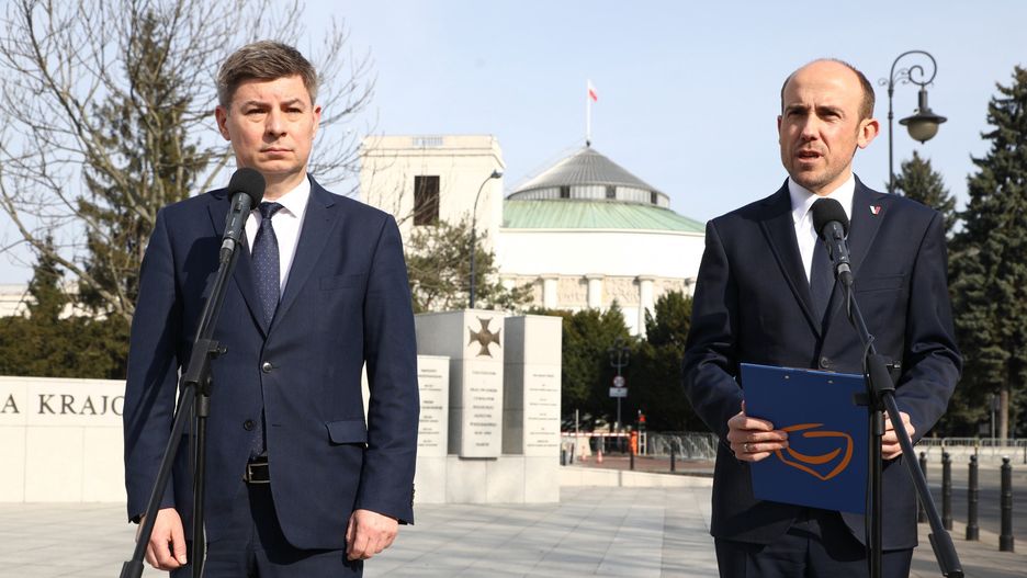 Wybory prezydenckie 2020. Jan Grabiec(PO) oraz Borys Budka (PO) na konferencji prasowej (zdj. arch.)