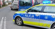 Jedlina-Zdrój: 18-latek ukradł auto, rozbił je na płocie i uciekł do karetki. Był pijany i nie miał prawa jazdy