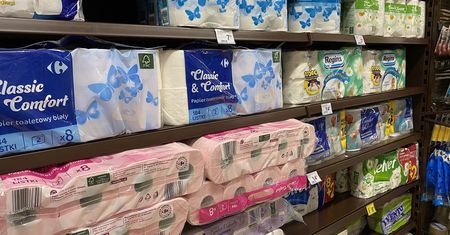 Gdzie jest najtańszy papier toaletowy? Warto sprawdzić, bo różnice w cenie sięgają nawet 80 proc.