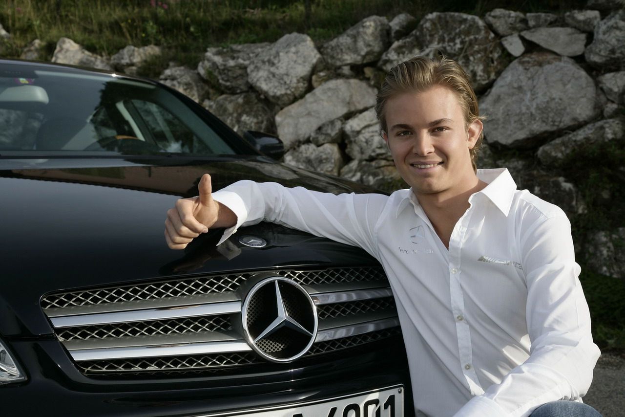 Nico Rosberg i Mercedes C63 AMG