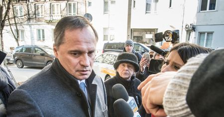 Roman Giertych dla money.pl: w sprawie Czarneckiego Ziobro działa jak z Mirosławem G.