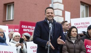 "Skręt w prawo" opłaca się Trzaskowskiemu? Eksperci o ostatnich ruchach