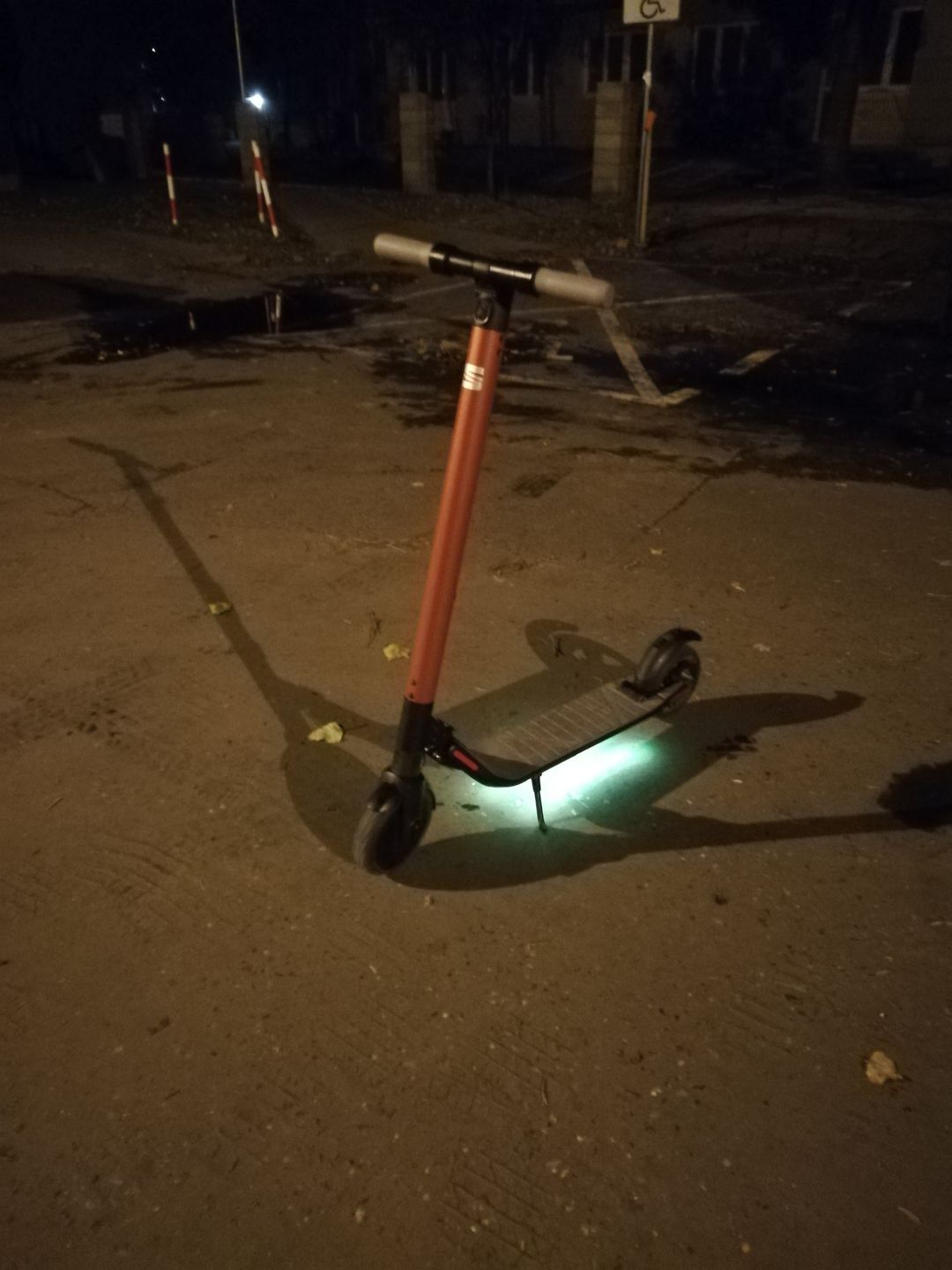 Hulajnoga Seat eXS - recenzja. Niby Segway, ale ładniejsza i droższa 4