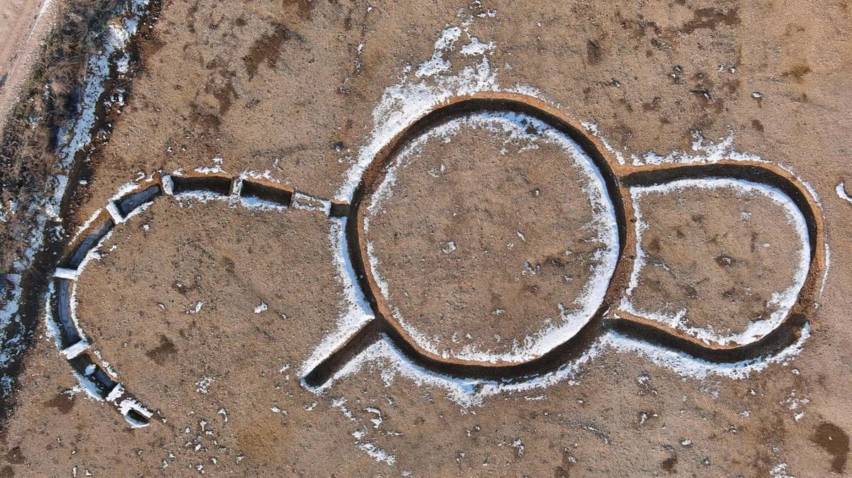 Tajemnicze struktury odkryte przez francuskich archeologów. 