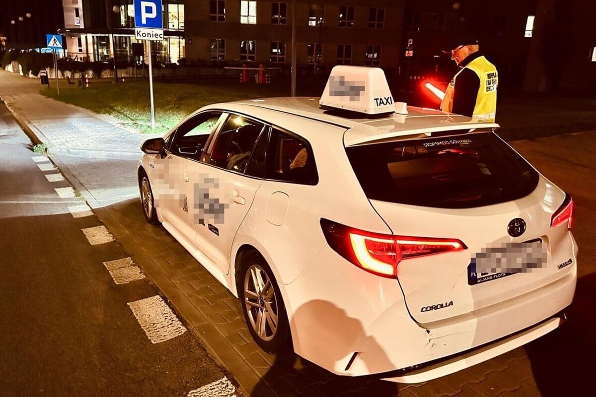 Kontrola taksówki na aplikację przez ITD