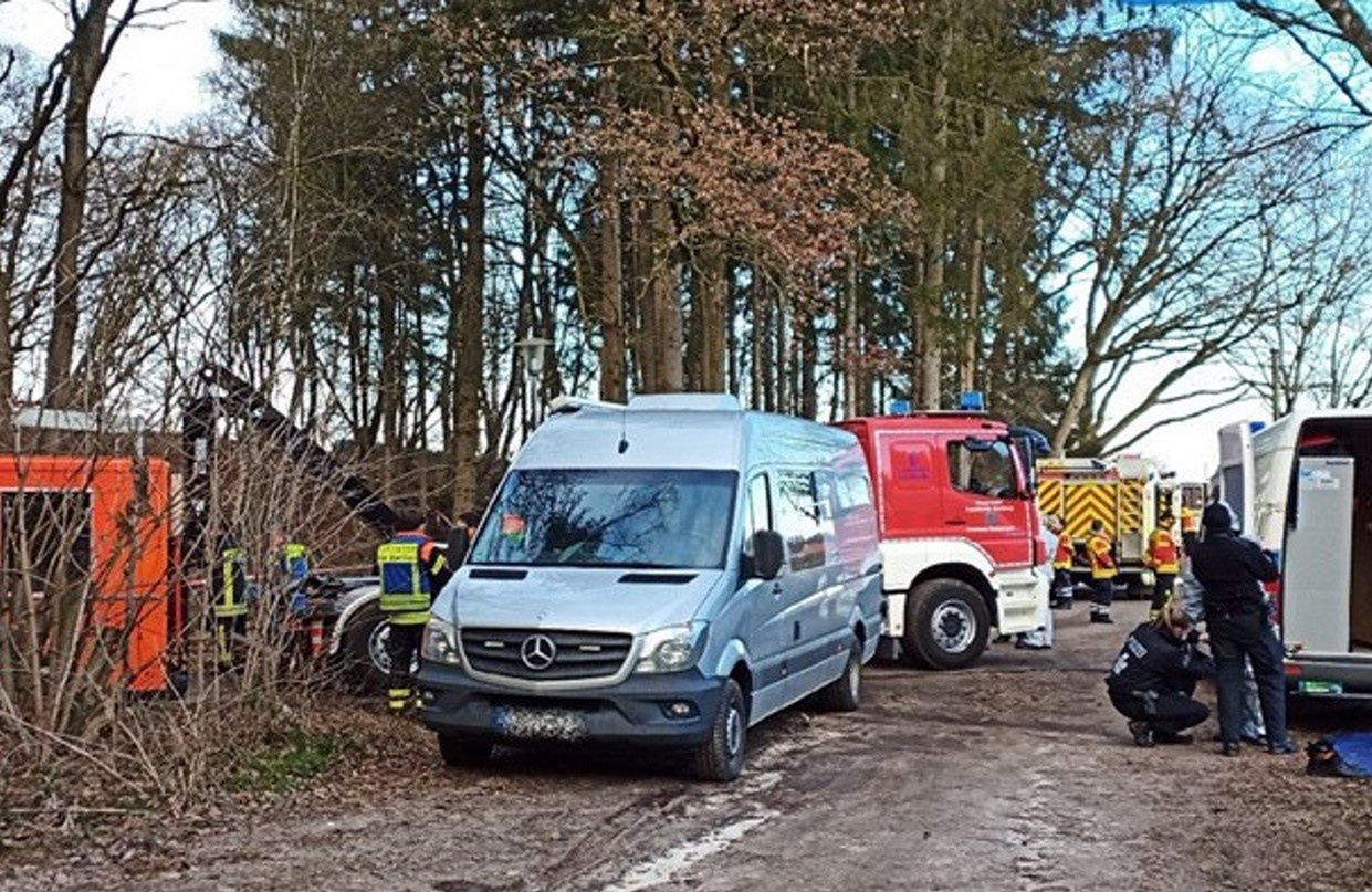 Robotnicy nie wierzyli własnym oczom. Natychmiast wezwano służby