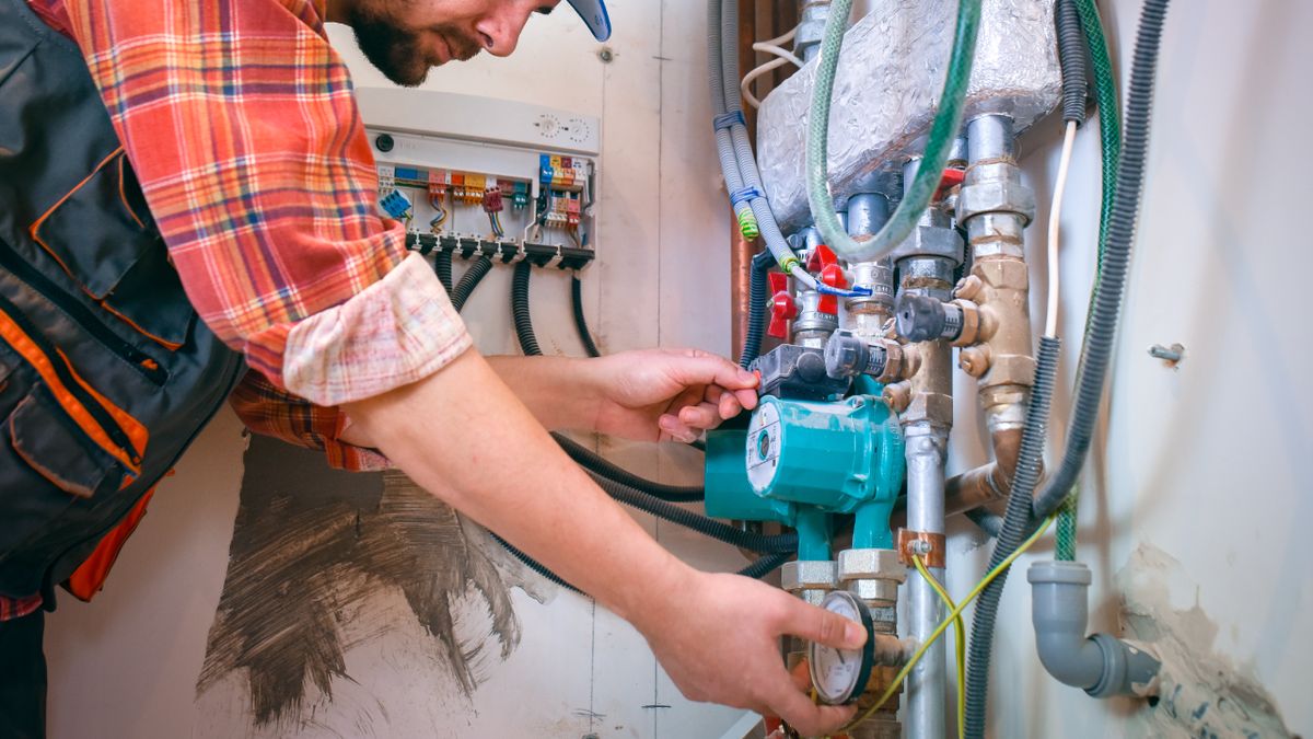 Czym ogrzać dom - odpowiedź na to pytanie stała się jeszcze trudniejsza