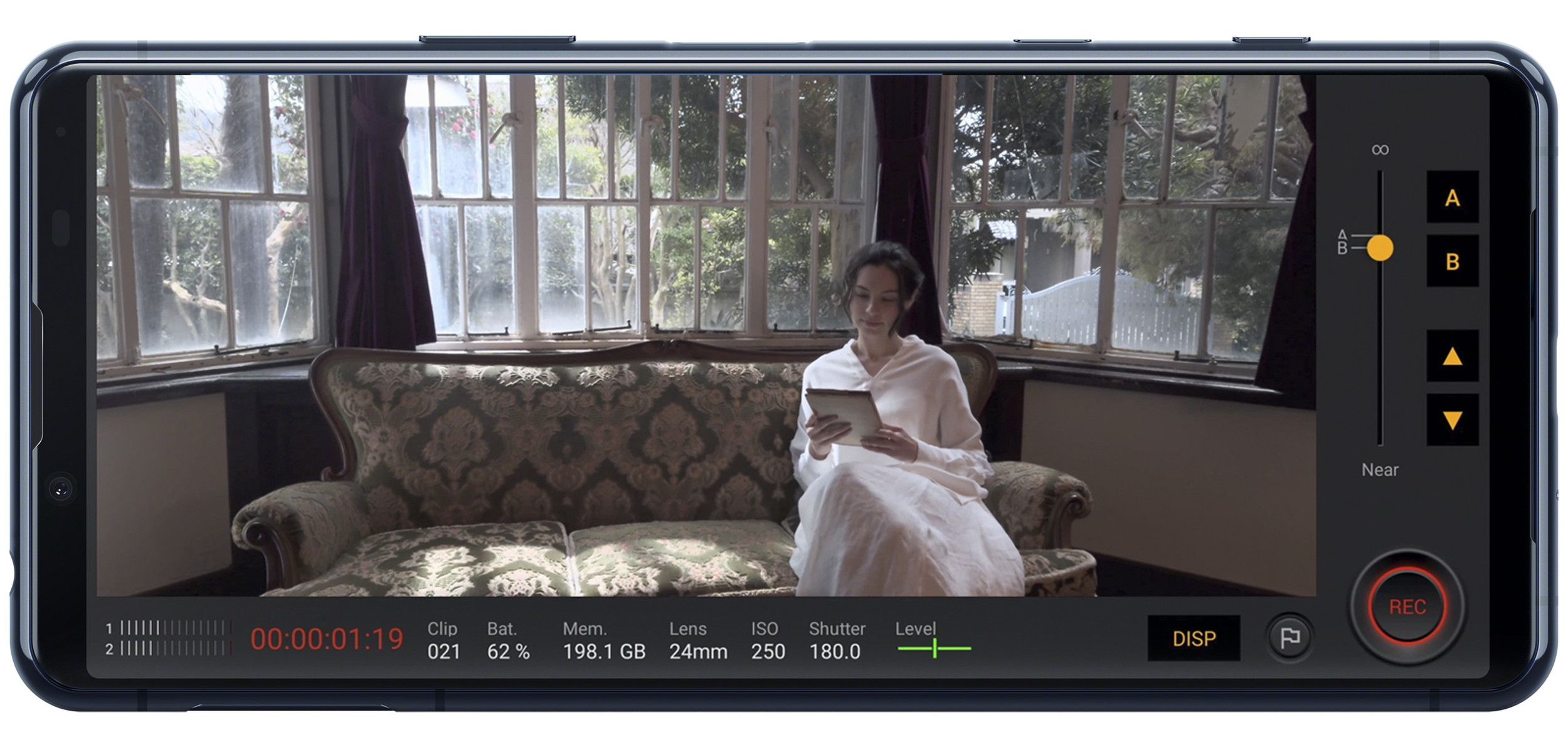 Sony Xperia 5 II oficjalnie. To kompaktowa siostra Xperii 1 II 2