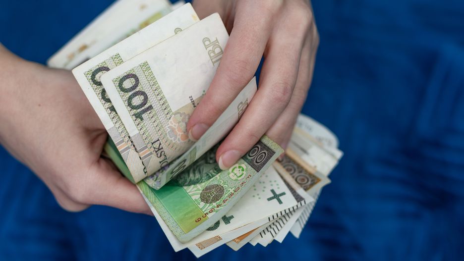 pieniądze, złoty, gotówka