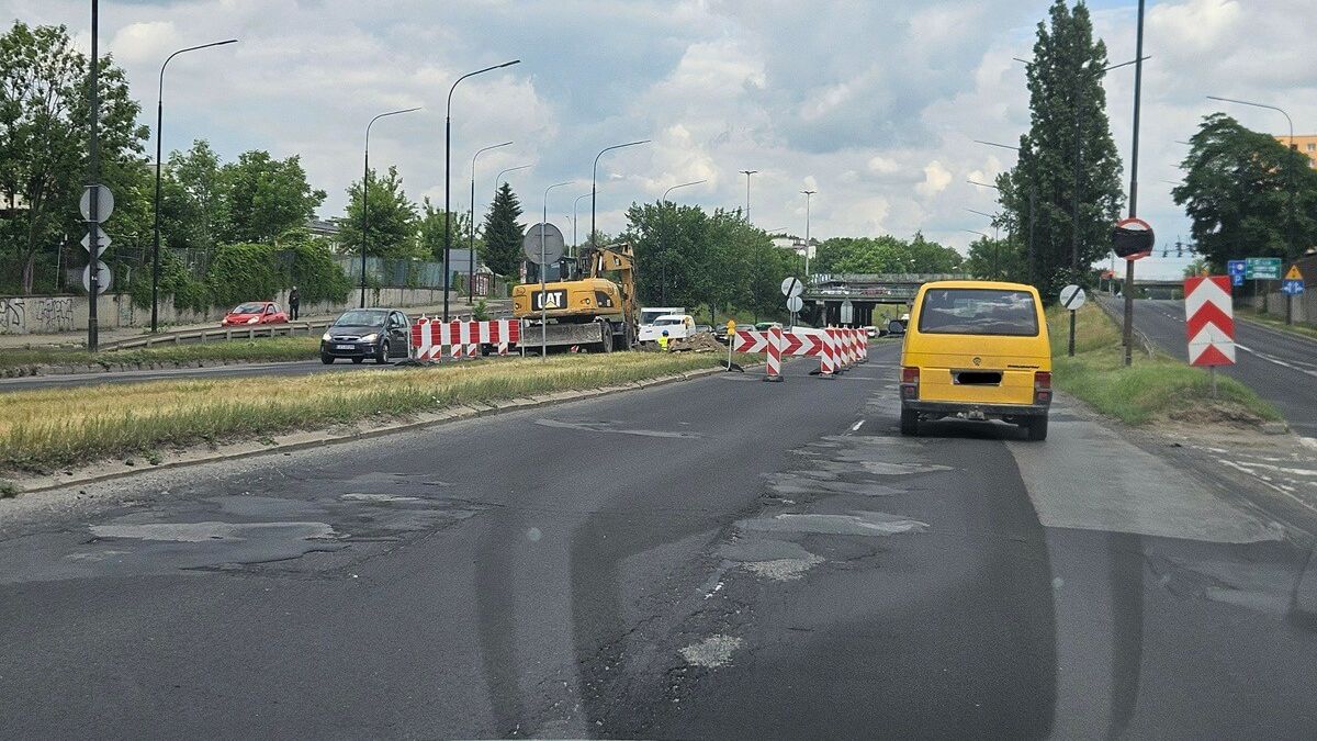 Zwężenie na al. Witosa