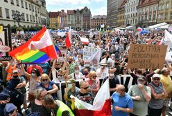 Wybory prezydenckie 2020. Wrocław. Awantura na wiecu Andrzeja Dudy