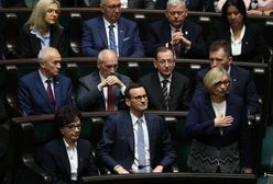 Smutne miny w PiS. Zaczęła się "depisyzacja"