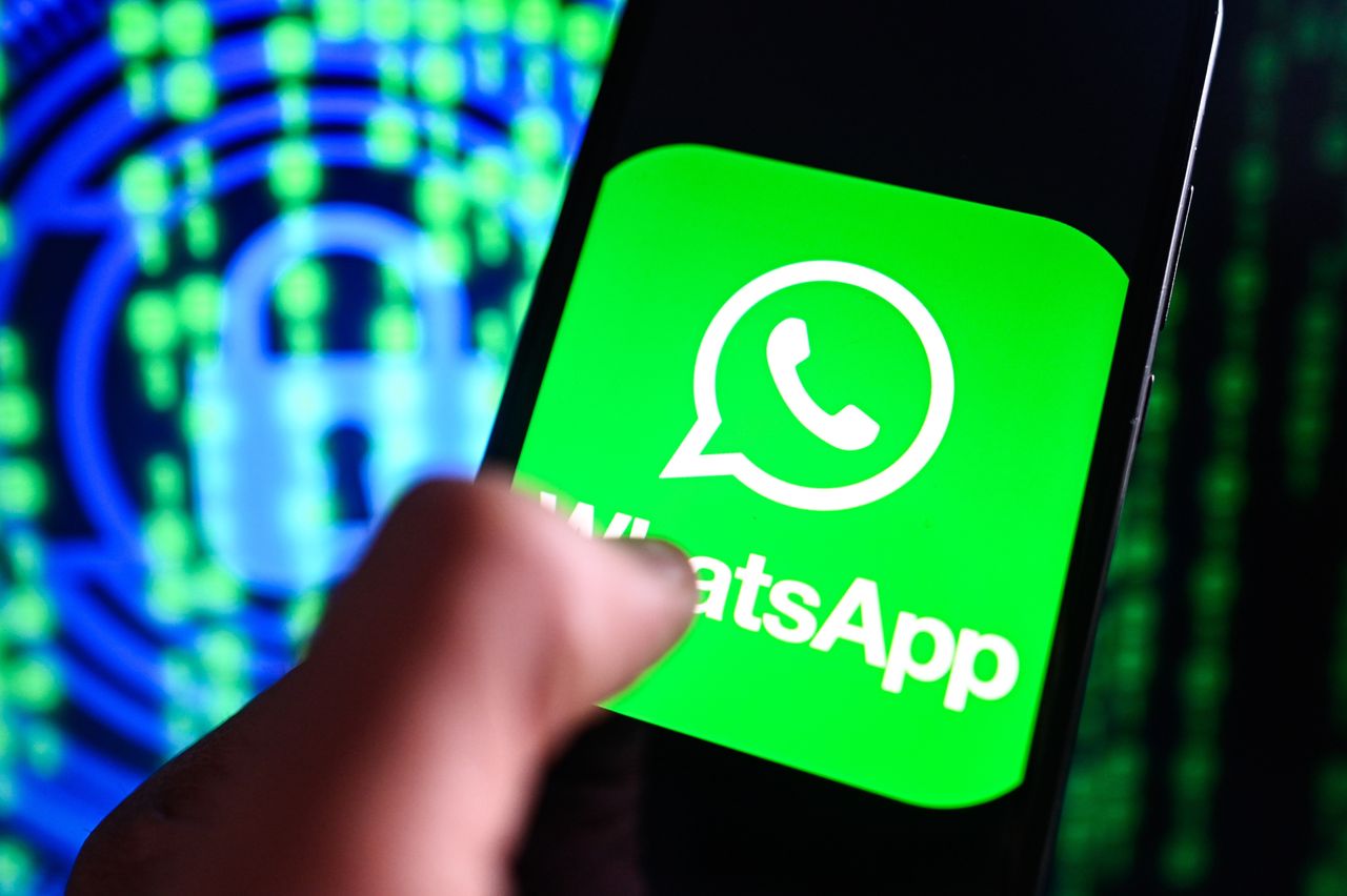 WhatsApp rolls out chat-hiding feature in the latest beta update