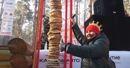 Gigantyczne naleśniki z Syberii. Rosjanie ustanowili nowy rekord