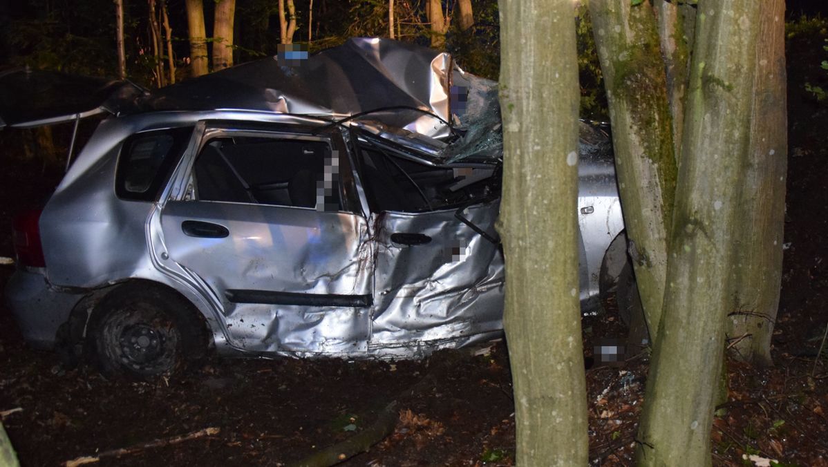 Spowodował wypadek i zostawił ranną pasażerkę. 35-latkowi grozi 20 lat więzienia