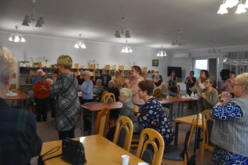 Wągrowiec: Jesień życia nie oznacza samotności i czasu spędzanego pośród czterech ścian. Wiedzą to seniorzy z Dziennego Domu Seniora