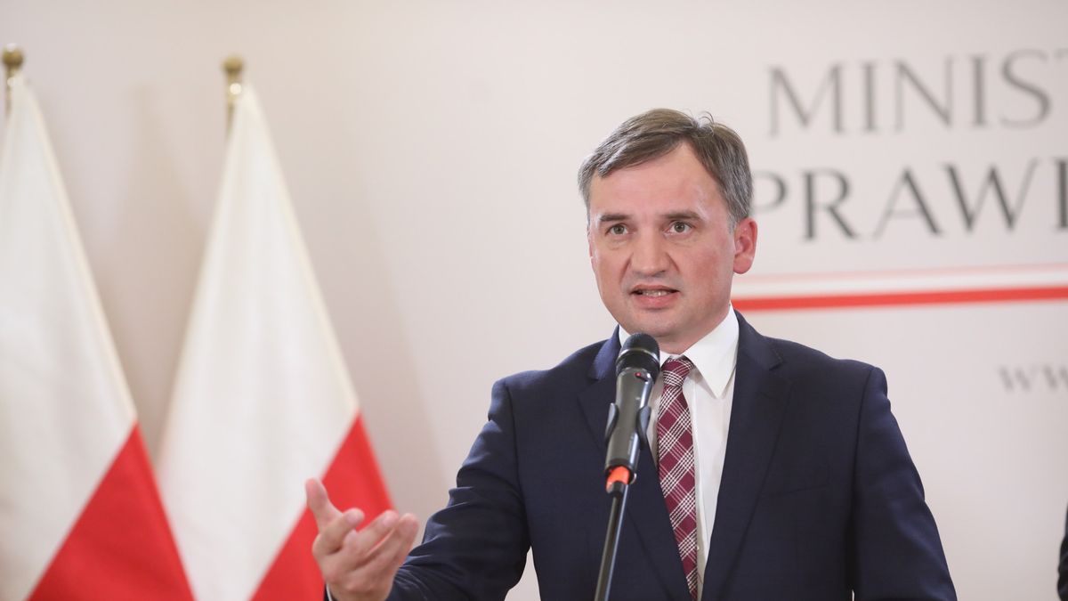 Rekonstrukcja rządu. Rozłam koalicji Zjednoczonej Prawicy. Ziobro odniósł się do sprawy