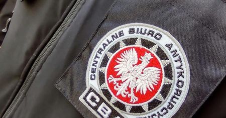 Przeszukania w domach byłych doradców Szydło. Matczuk zabrał głos