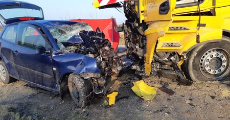 Świętokrzyskie. Tragedia na drodze koło Opatowa
