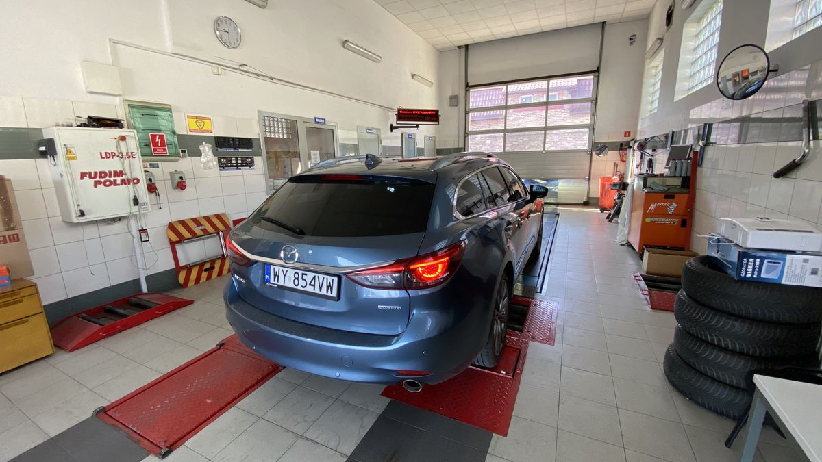 Stacja Kontroli Pojazdów - zdjęcie ilustracyjne