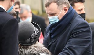 Pogrzeb Piotra Świąca. Kurski okazał wsparcie najbliższym