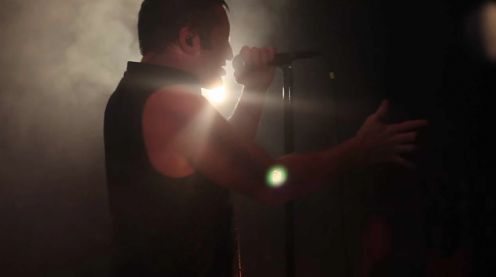 Nine Inch Nails nagrany Canonem 5D MK II - video 1