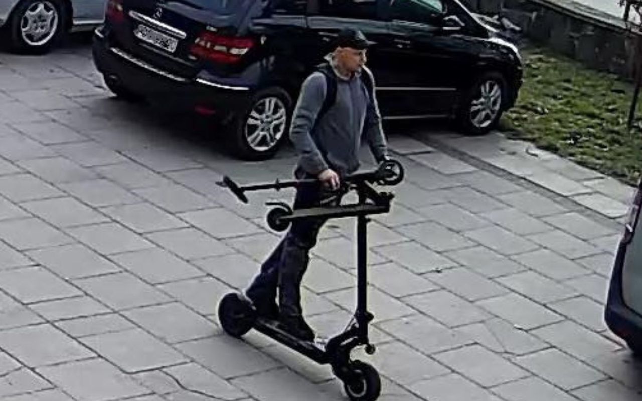 Skandaliczny wybryk pod kościołem. Szukają mężczyzny ze zdjęcia