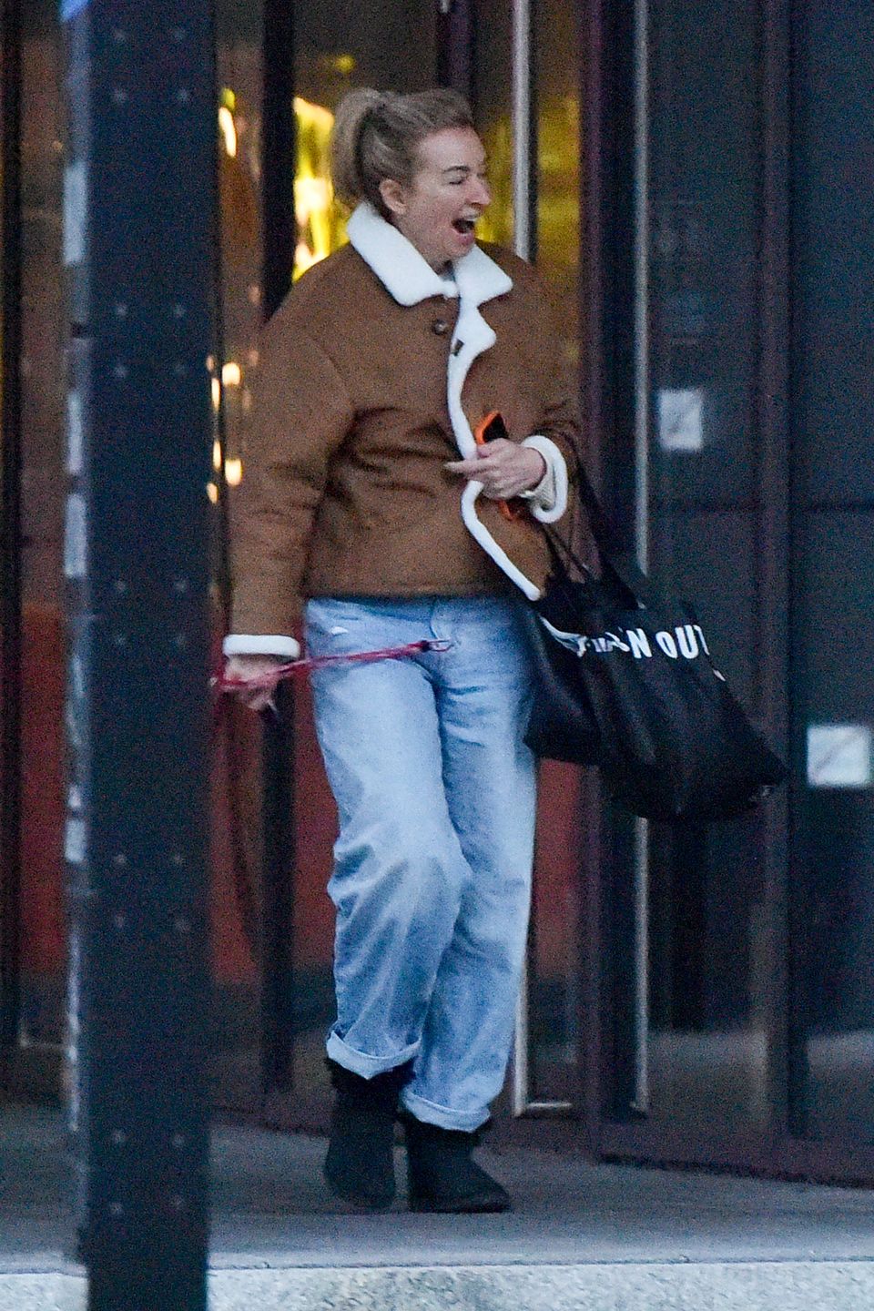 Martyna Wojciechowska parkuje na zakazie