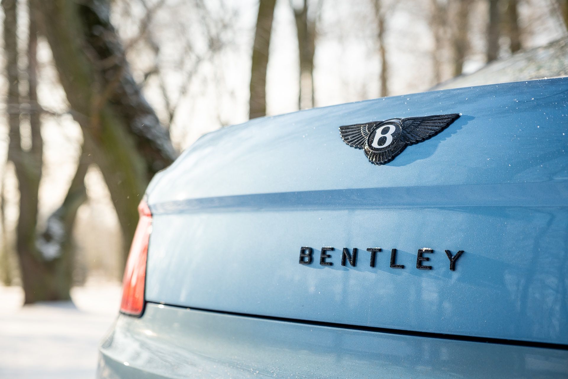 Bentley Flying Spur Azure (2026)