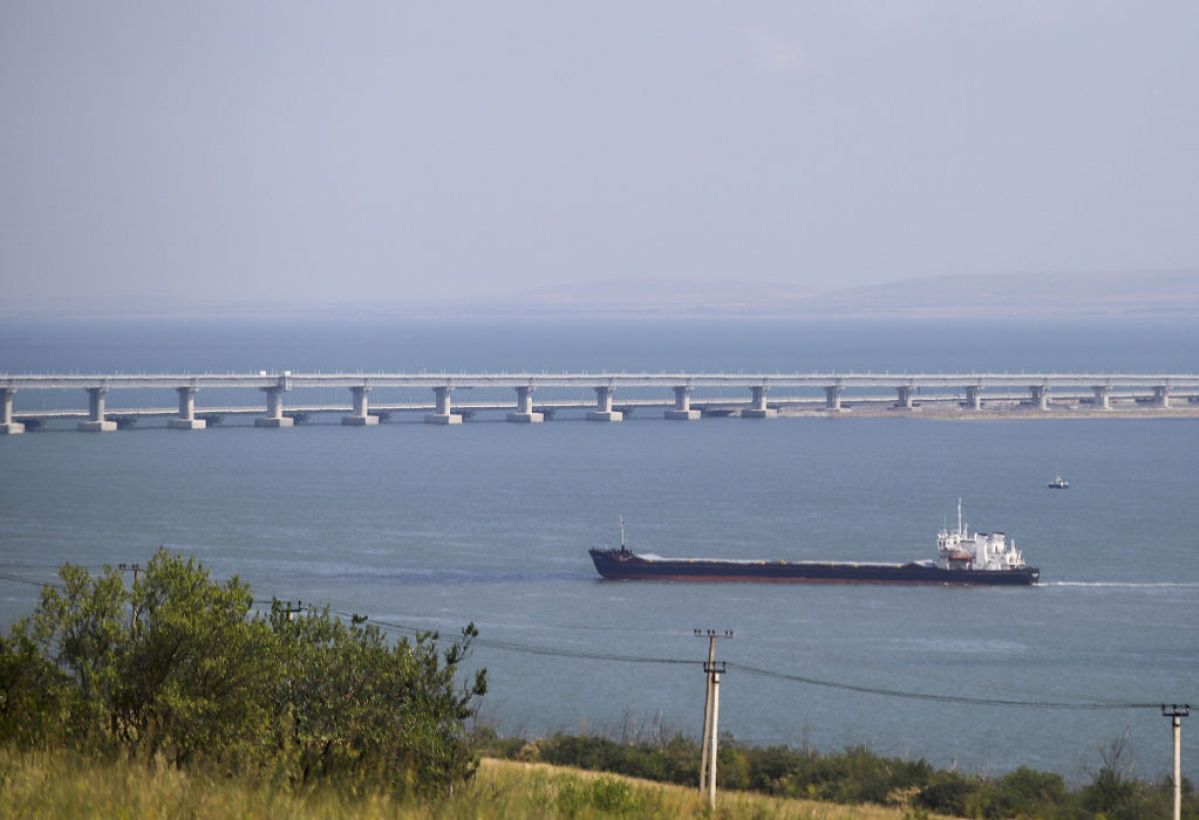 Kerch Strait spill threatens ecosystems with severe impact