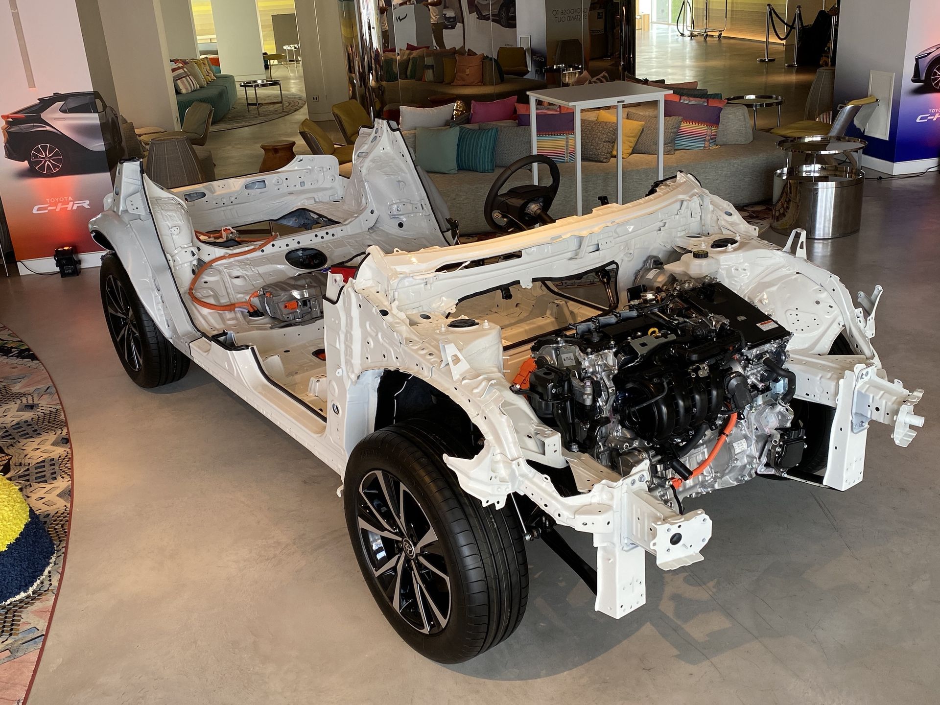 Toyota C-HR (2024)