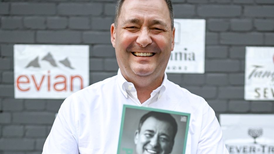 Jacek Rozenek wydał książkę 