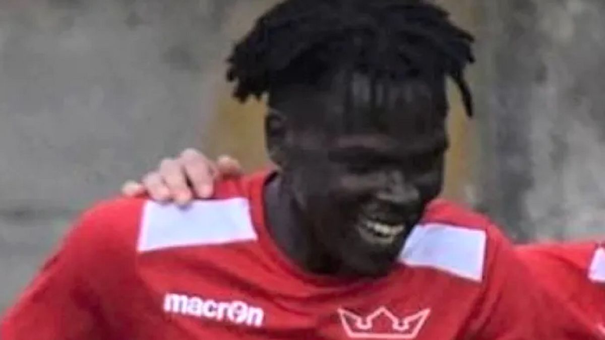 Piłkarz z Sudanu został pobity w centrum Poznania.