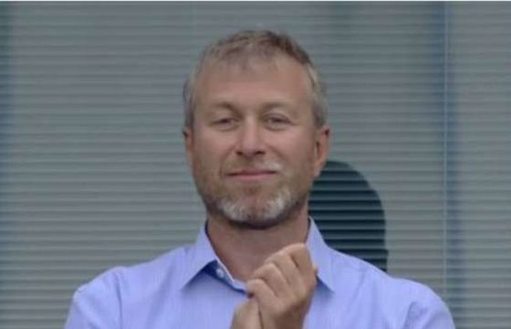 Roman Abramowicz i ukraińscy negocjatorzy z objawami otrucia po rozmowach w Kijowie