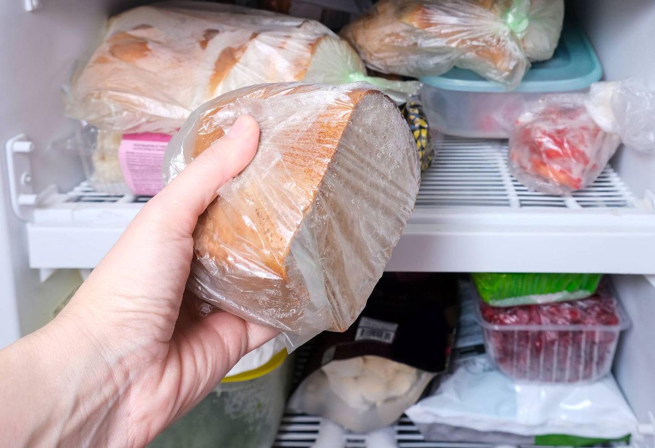 Dlaczego chleb powinniśmy trzymać w lodówce?