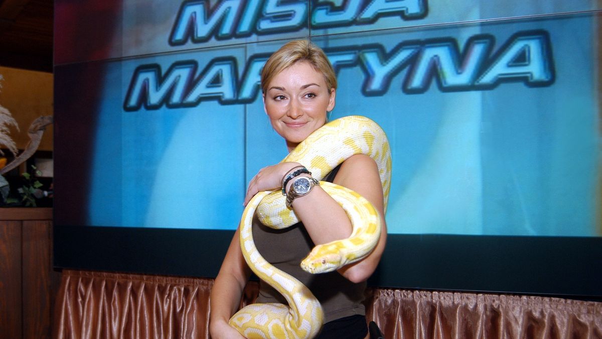 scena z: Martyna WojciechowskaSK: nowy program w TVN "Misja Martyna", Misja Martyna, wrzesie� 2004, pyton, w��fot. Pro�czyk/AKPA